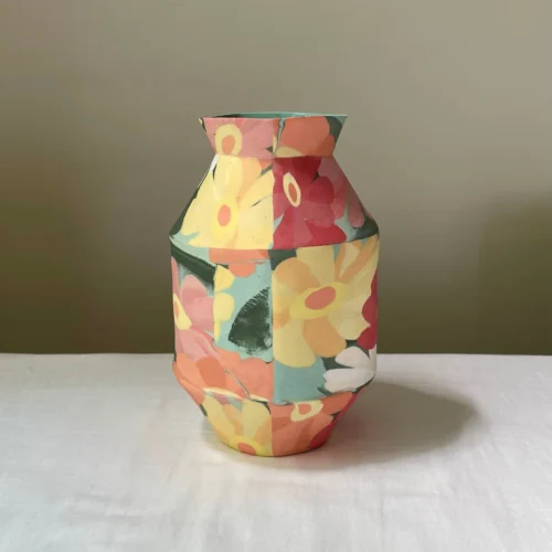 Elegant Zinnia Big Vase - Handmade Porcelain Vase